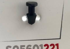 Клипса 221 KJ335