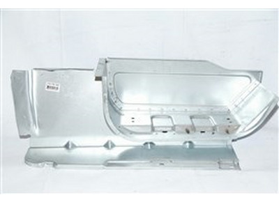 Подножка правая ГАЗ 33028405012
